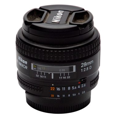 Objectif Nikon 28mm